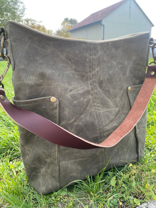 Yukon Waxed Canvas (13oz) - Olive