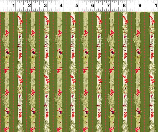 Very Berry Christmas Y4843-112 Light Forest