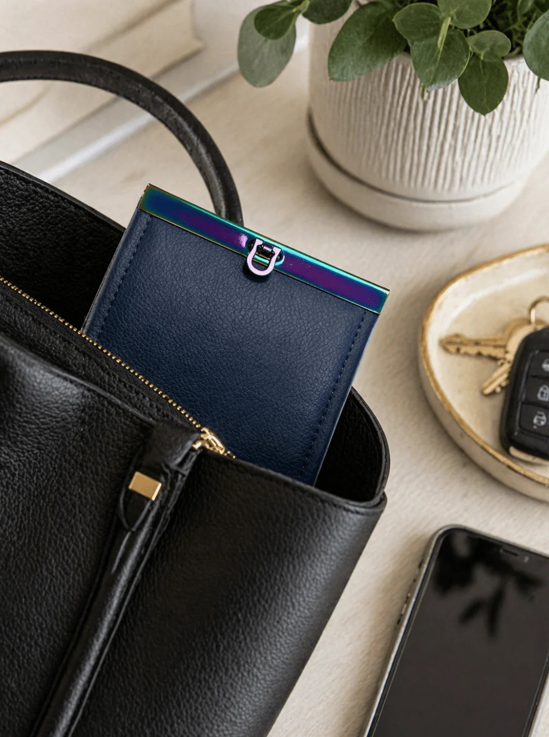 Juniper Clasp Wallet