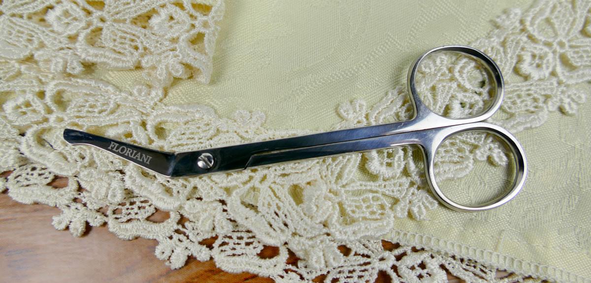 Lace/Stabilizer Trimming Tool