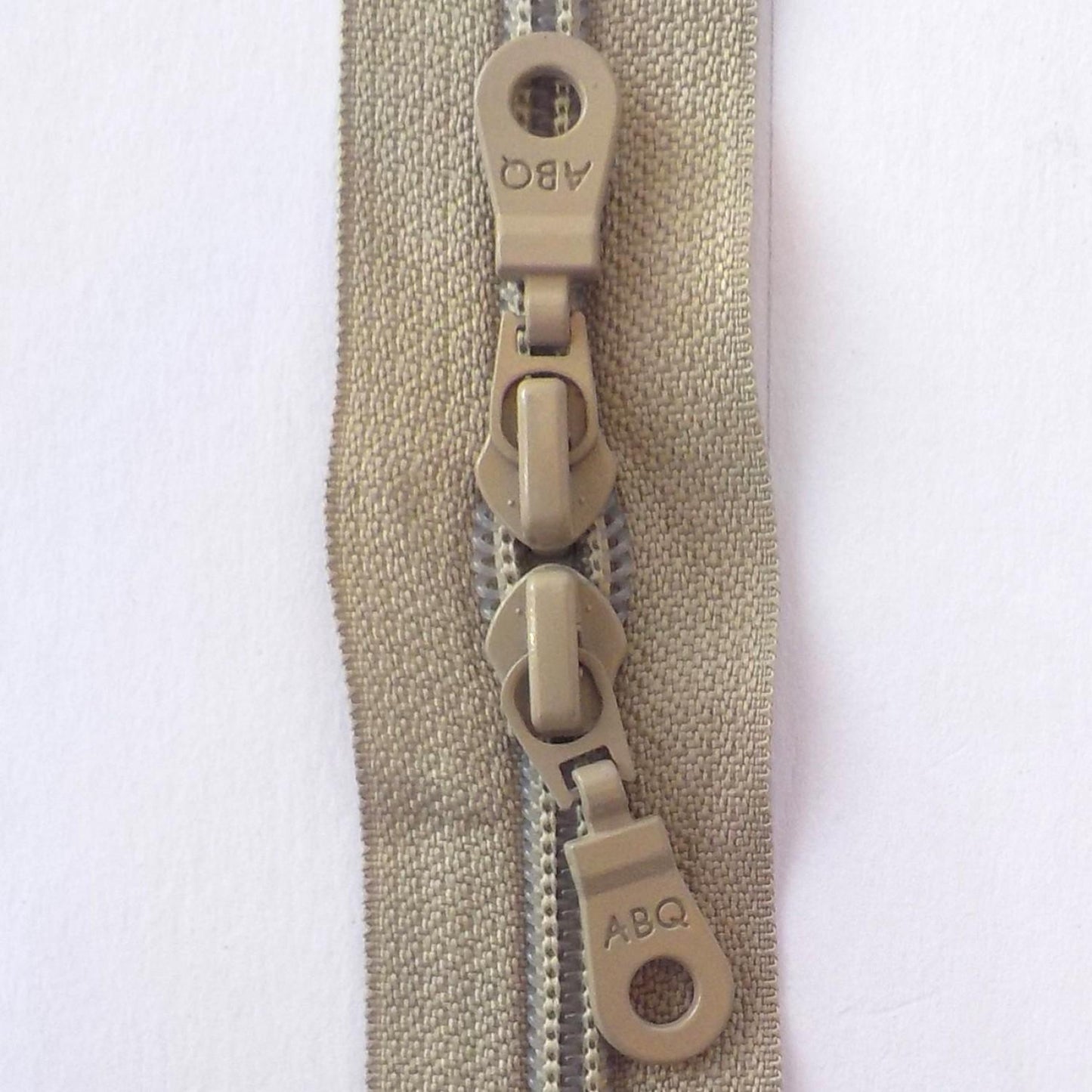 Zipper - 30" Dual Pull Taupe