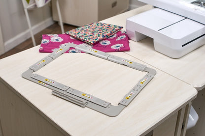 Magnetic Embroidery Frame 7in x 12in