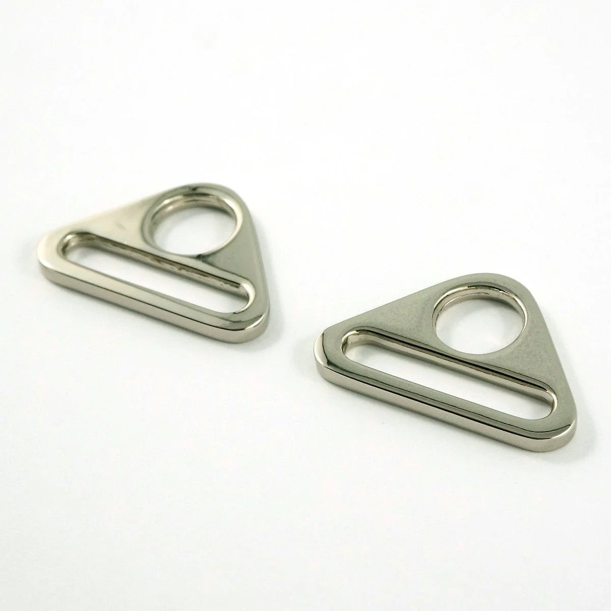 1" Triangle EBTRI-25-NL/2
